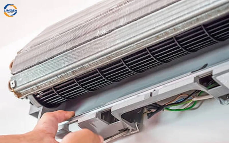 Nguyên nhân máy lạnh Toshiba chạy một lúc rồi tắt