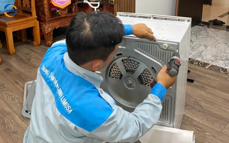 Thông tin liên hệ và đặt lịch dịch vụ nhanh chóng tại Limosa