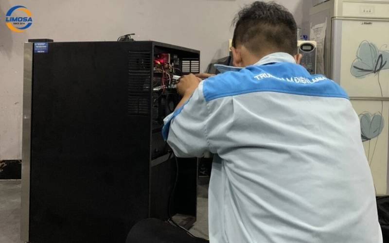 Quy trình sửa tủ rượu tại nhà khu vực Bình Chánh