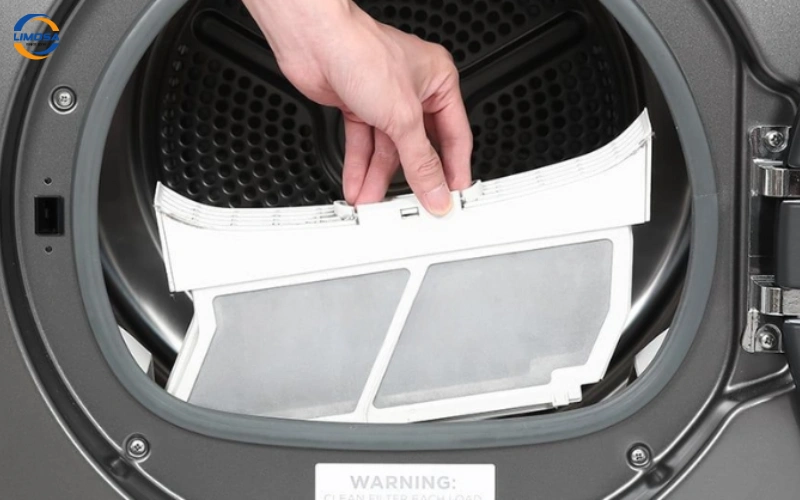 Tại sao phải vệ sinh máy sấy quần áo Aqua chuẩn?