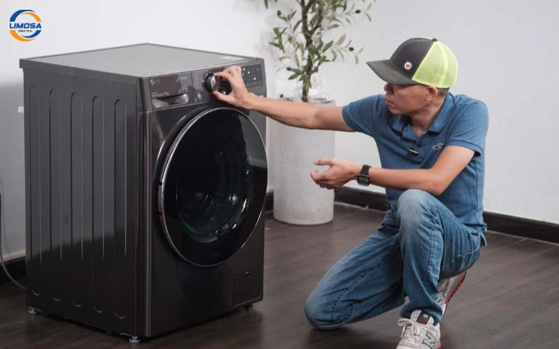 Vì sao bạn nên biết cách mở cửa máy giặt LG khi đang giặt đúng?